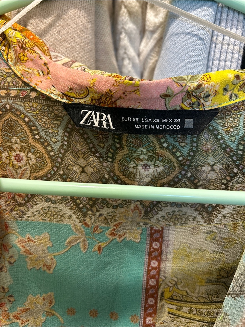 Zara Top - Picture 2 of 6